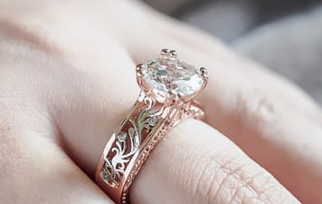 5 Bridal Jewelry Trends